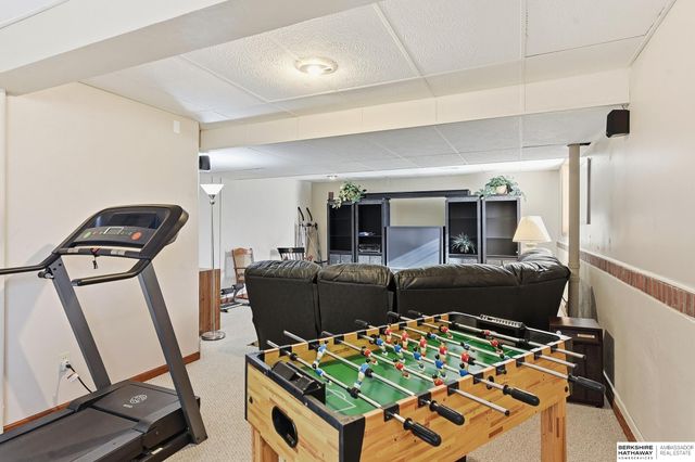 455 S 159th Avenue, Omaha, NE 68118