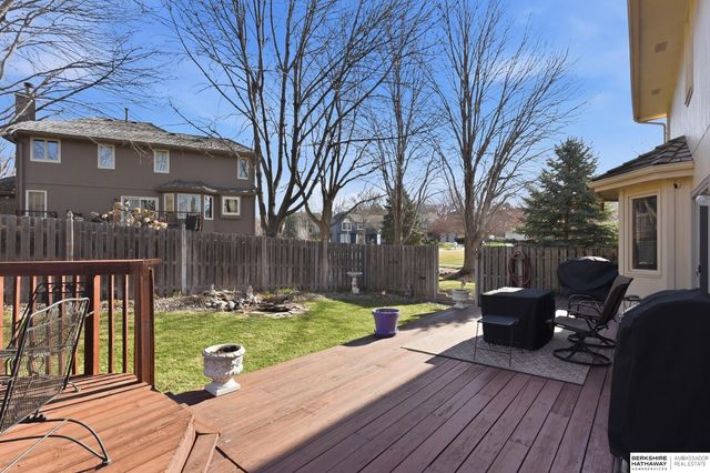 455 S 159th Avenue, Omaha, NE 68118