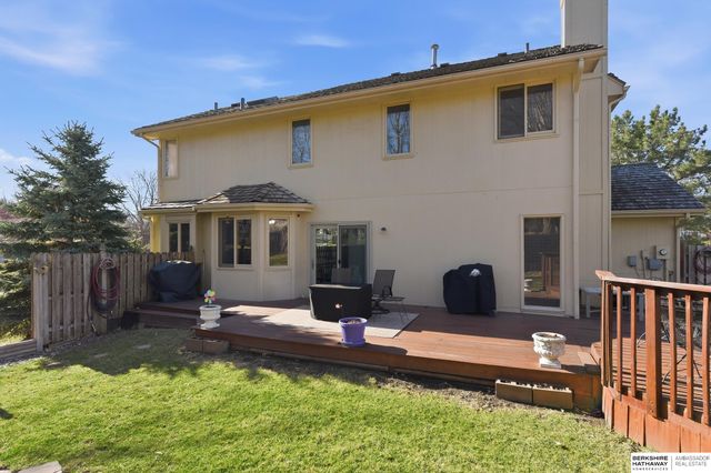 455 S 159th Avenue, Omaha, NE 68118