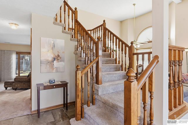 455 S 159th Avenue, Omaha, NE 68118