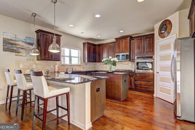 609 Caledon Way, Hampton, GA 30228