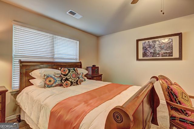 609 Caledon Way, Hampton, GA 30228