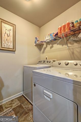 609 Caledon Way, Hampton, GA 30228