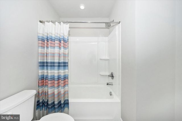 99 CHARLOTTE ST, Hagerstown, MD 21740