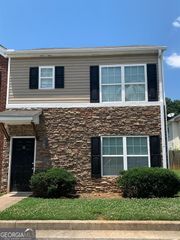 38 MIDDLEBROOK Drive, Cartersville, GA 30120