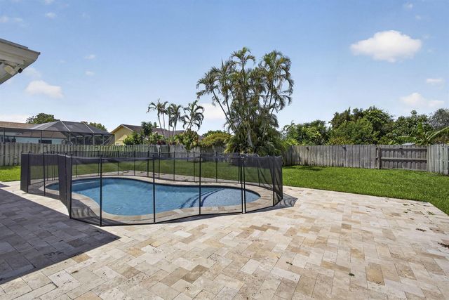 11760 Inverness Circle, Wellington, FL 33414