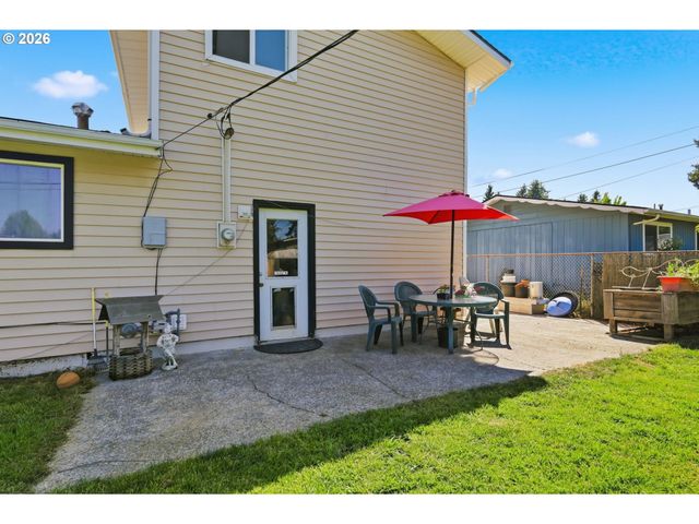 34161 EL MANOR Ave, Eugene, OR 97405