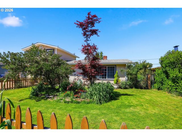 34161 EL MANOR Ave, Eugene, OR 97405