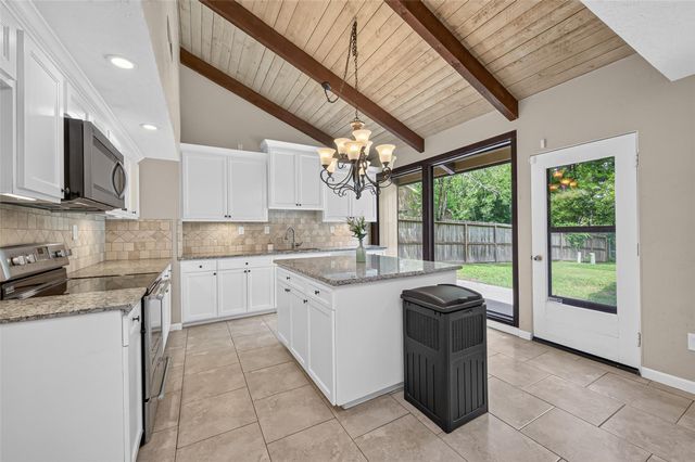 23610 Creekview Drive, Spring, TX 77389