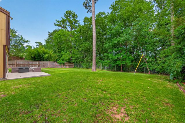 23610 Creekview Drive, Spring, TX 77389
