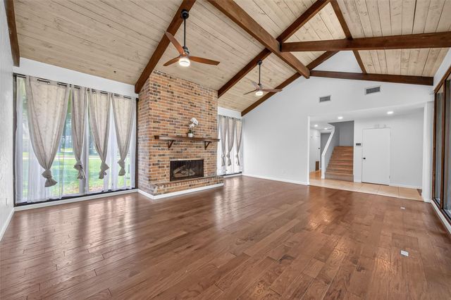 23610 Creekview Drive, Spring, TX 77389