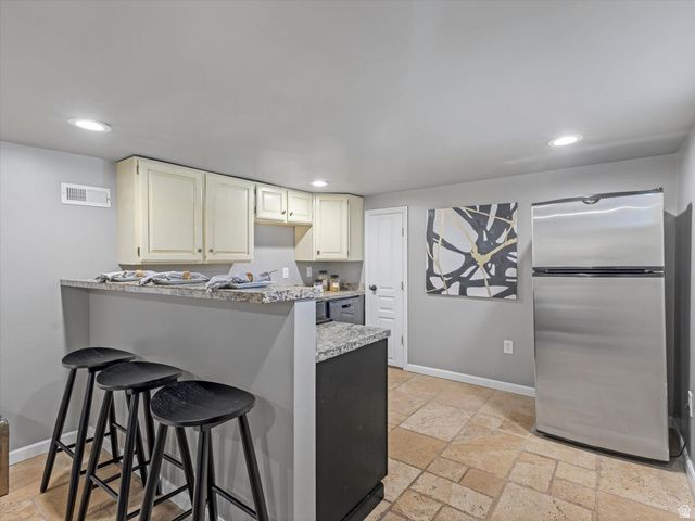 2137 S TEXAS AVE, Salt Lake City, UT 84109