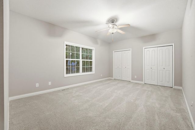 2009 OAKPOINT CT, Columbia, MO 65203