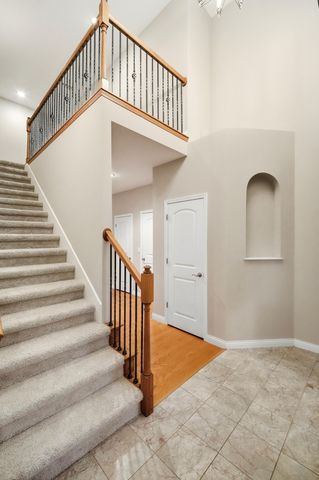 2009 OAKPOINT CT, Columbia, MO 65203