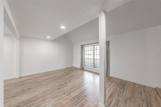 3214 Ridgeview Circle, Irving, TX 75062