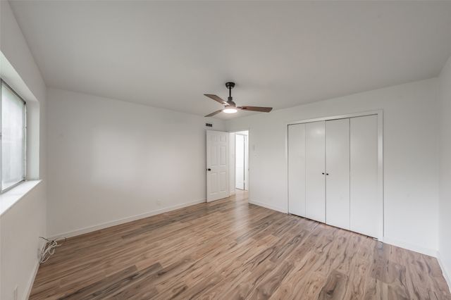 3214 Ridgeview Circle, Irving, TX 75062