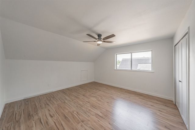 3214 Ridgeview Circle, Irving, TX 75062