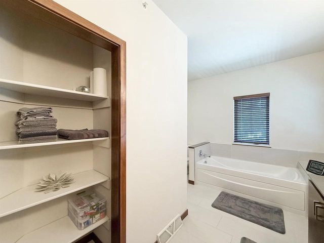 4608 Burma Road, Mcfarland, WI 53558