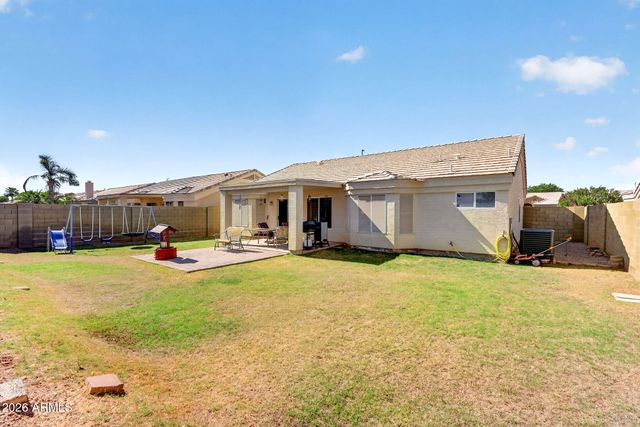 2335 E SHERRI Drive, Gilbert, AZ 85296
