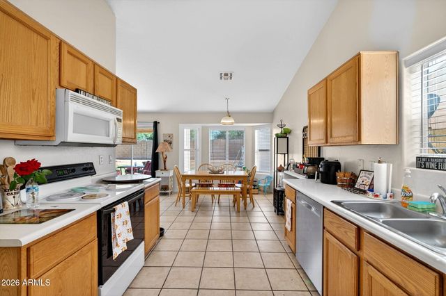 2335 E SHERRI Drive, Gilbert, AZ 85296