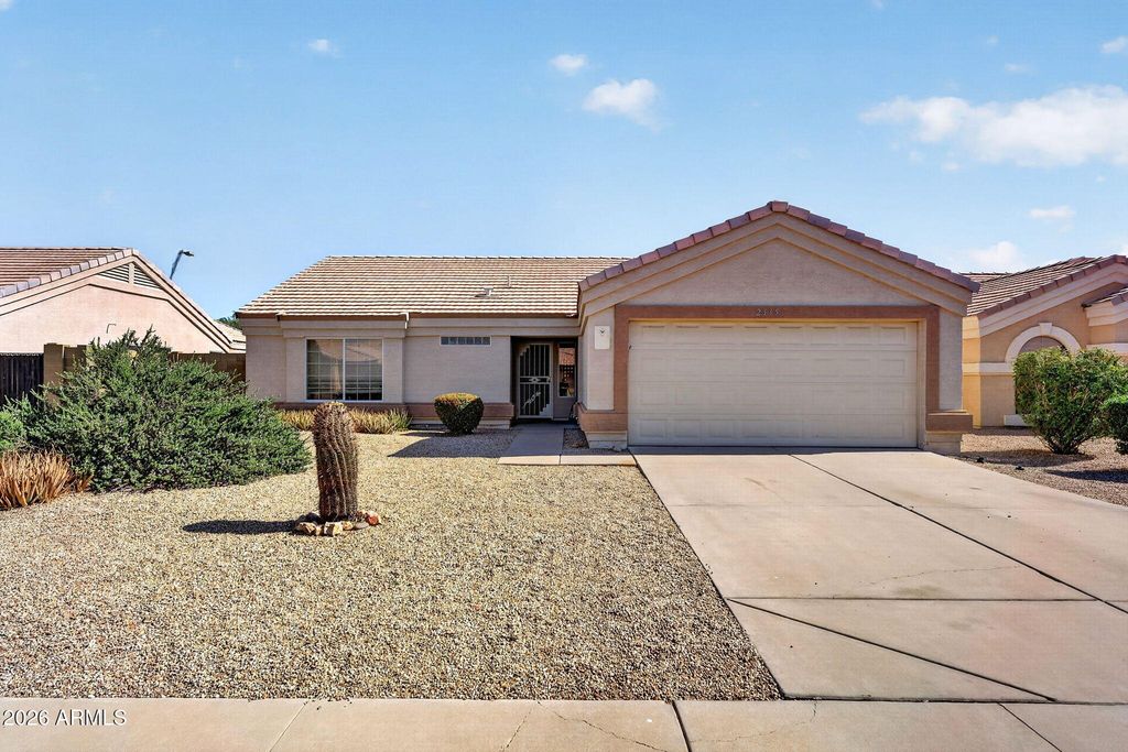 2335 E SHERRI Drive, Gilbert, AZ 85296