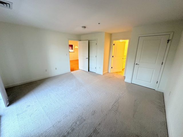 318 Rindge Avenue 216, Cambridge, MA 02140