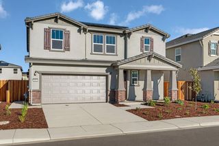 820 Summerhouse Dr, Patterson, CA 95363