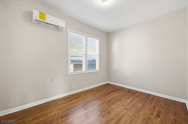 693 N 8Th St, Newark City, NJ 07107