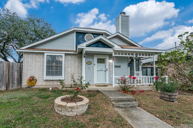760 Garden Meadow, Universal City, TX 78148