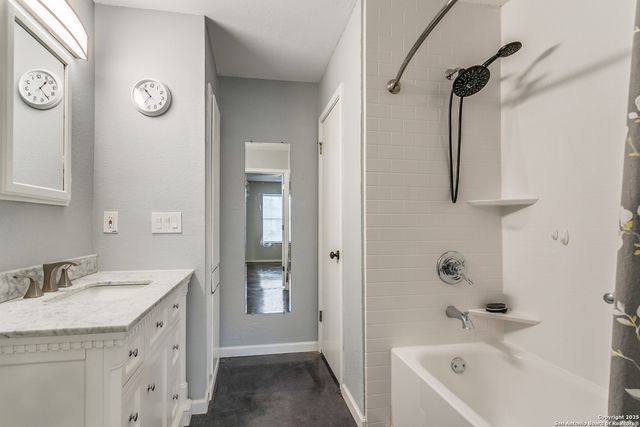 760 Garden Meadow, Universal City, TX 78148