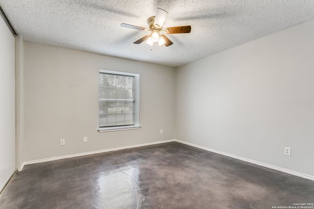 760 Garden Meadow, Universal City, TX 78148