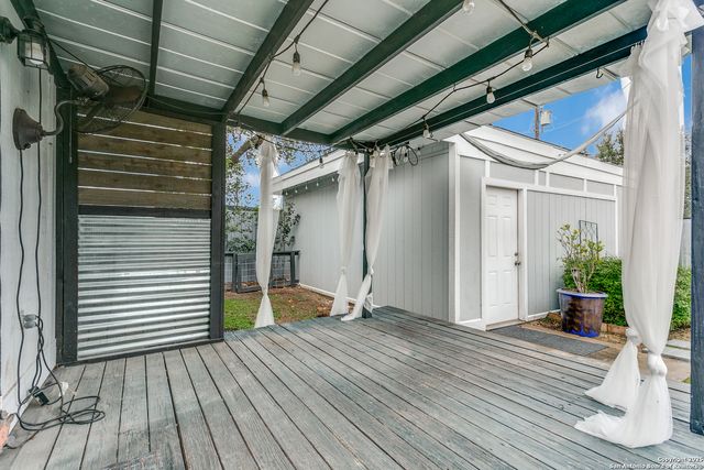 760 Garden Meadow, Universal City, TX 78148