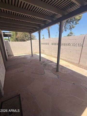 4758 W SANNA Street, Glendale, AZ 85302