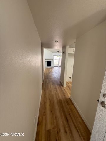 4758 W SANNA Street, Glendale, AZ 85302