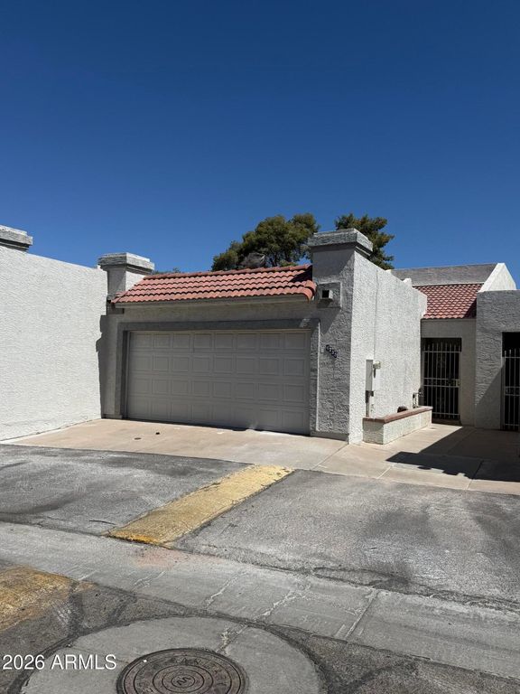 4758 W SANNA Street, Glendale, AZ 85302 — photo 2
