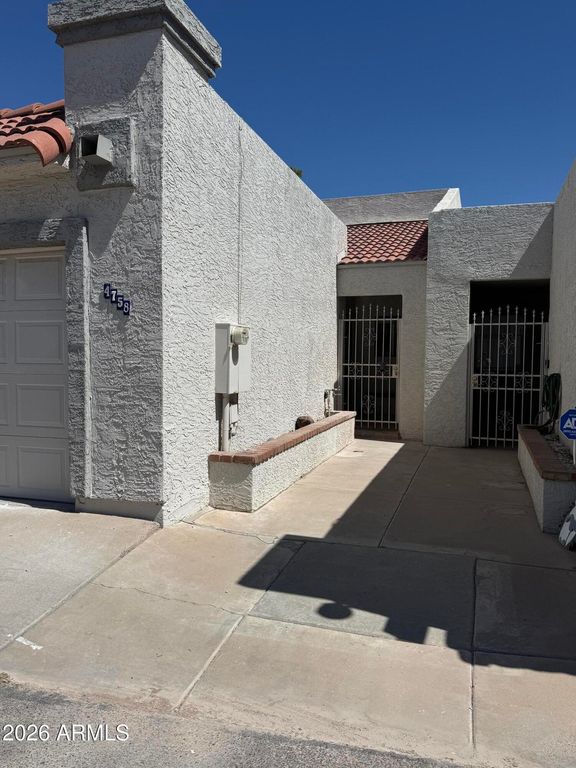 4758 W SANNA Street, Glendale, AZ 85302 — photo 3