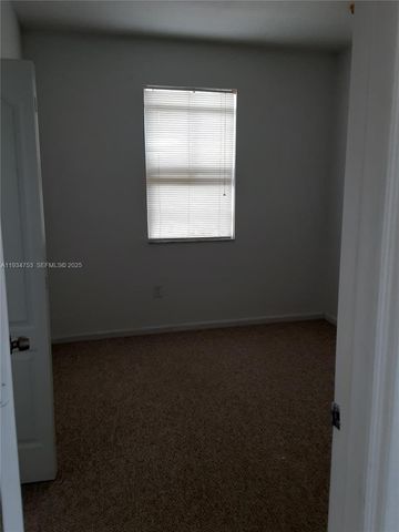 3760 NE 9th Ct, Homestead, FL 33033