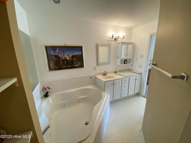 2227 Locksley Woods Drive G, Greenville, NC 27858