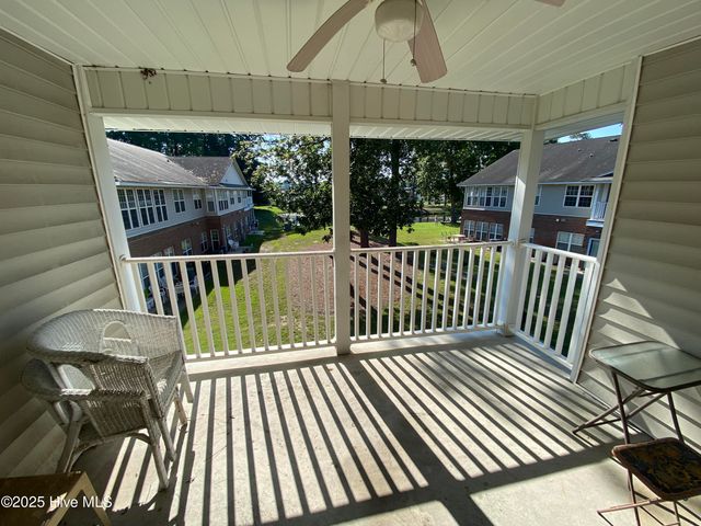 2227 Locksley Woods Drive G, Greenville, NC 27858