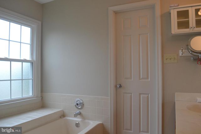 9614 SHANNON LN, Manassas, VA 20110
