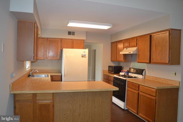 9614 SHANNON LN, Manassas, VA 20110