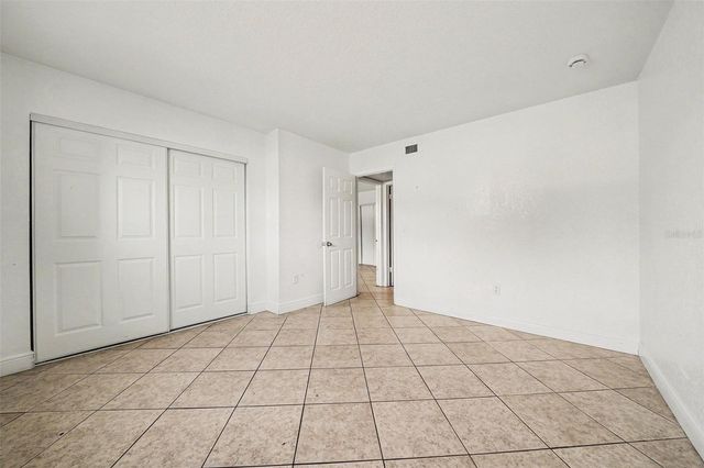 902 LAKE DESTINY ROAD A, Altamonte Springs, FL 32714