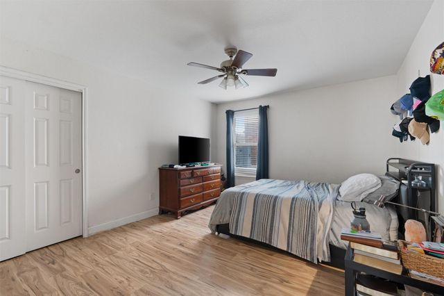 208 Banner Ave, Leander, TX 78641