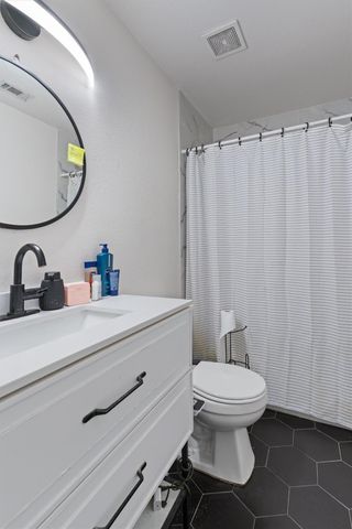 208 Banner Ave, Leander, TX 78641