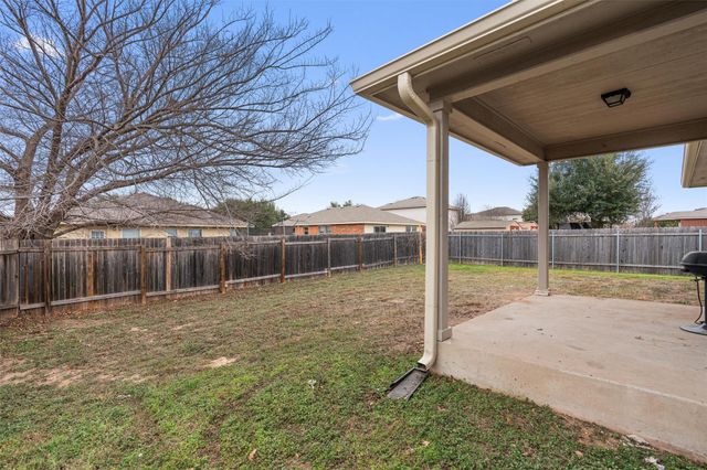 208 Banner Ave, Leander, TX 78641