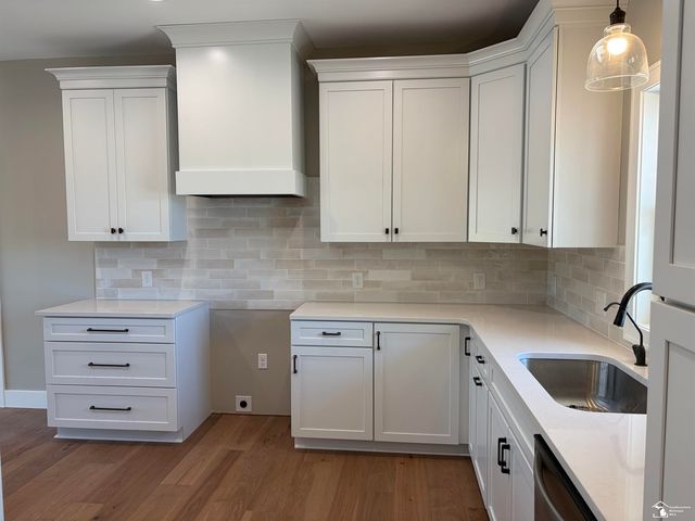 8551 Grafton Road, Frenchtown Twp, MI 48166
