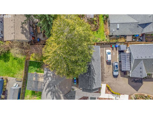 2308 Se RISLEY Ave, Milwaukie, OR 97267