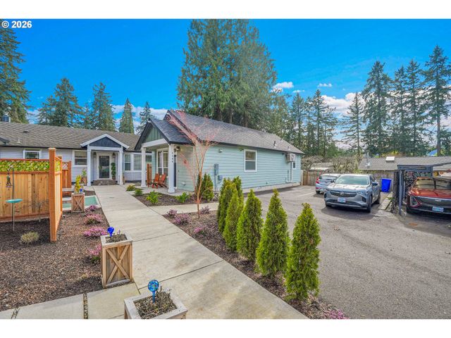 2308 Se RISLEY Ave, Milwaukie, OR 97267