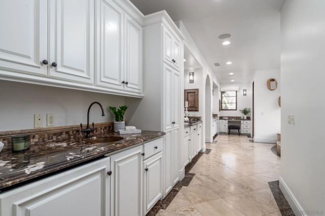 8173 Doug Hill, San Diego, CA 92127