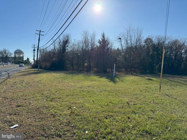 SALEM RD, Burlington Township, NJ 08016